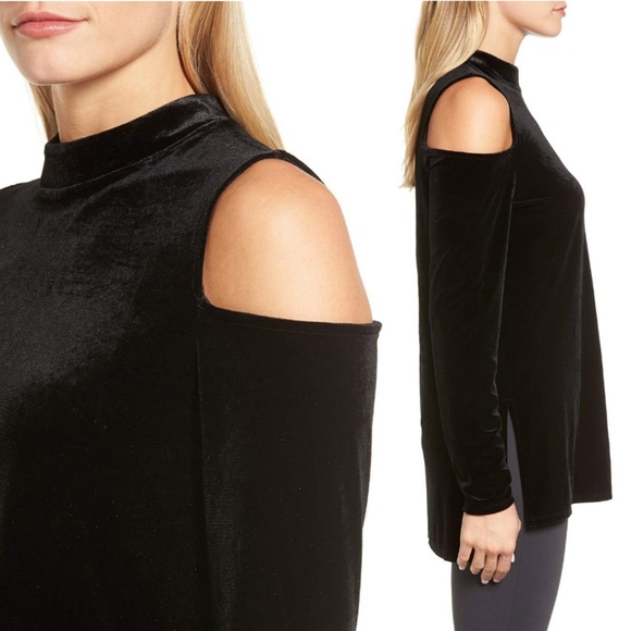NWT Halogen Velvet Cold Shoulder Top Black - Picture 3 of 3